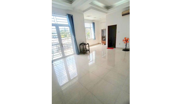 Bán Nhà 3 Tầng Hẻm Xe Tải 162m2_8.3x19.5 Chỉ 13 tỷ Nhỉnh Gần Phạm Văn Đồng Linh Tây Thủ Đức